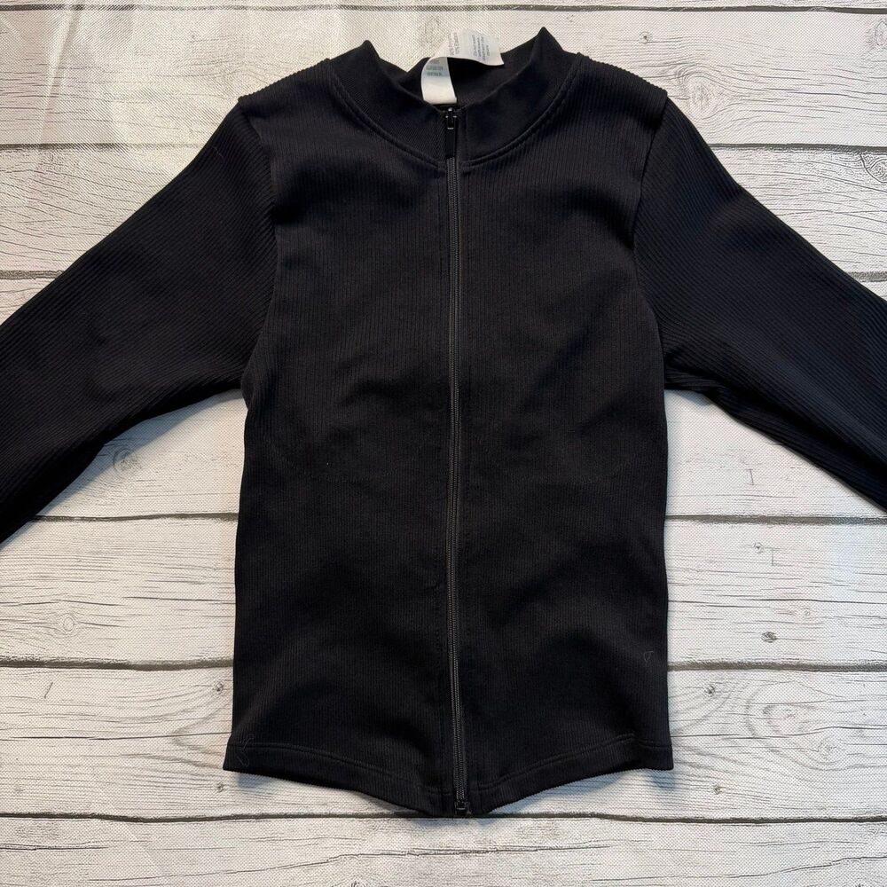 Ribbed Black Workout Zip-up Gym Jacket - Picture 3 of 6